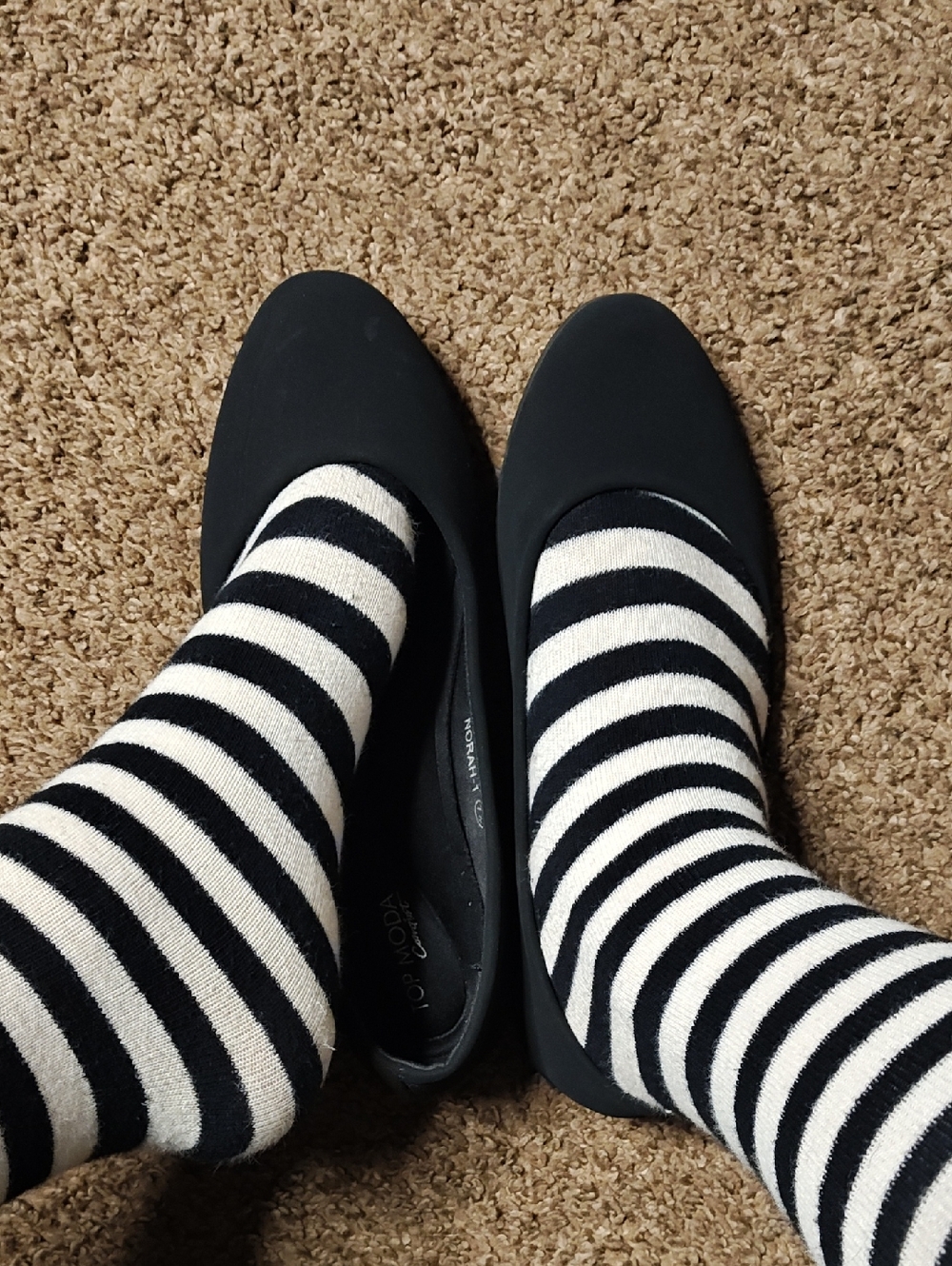 TOP Moda Black Slip-On Ballet Flats